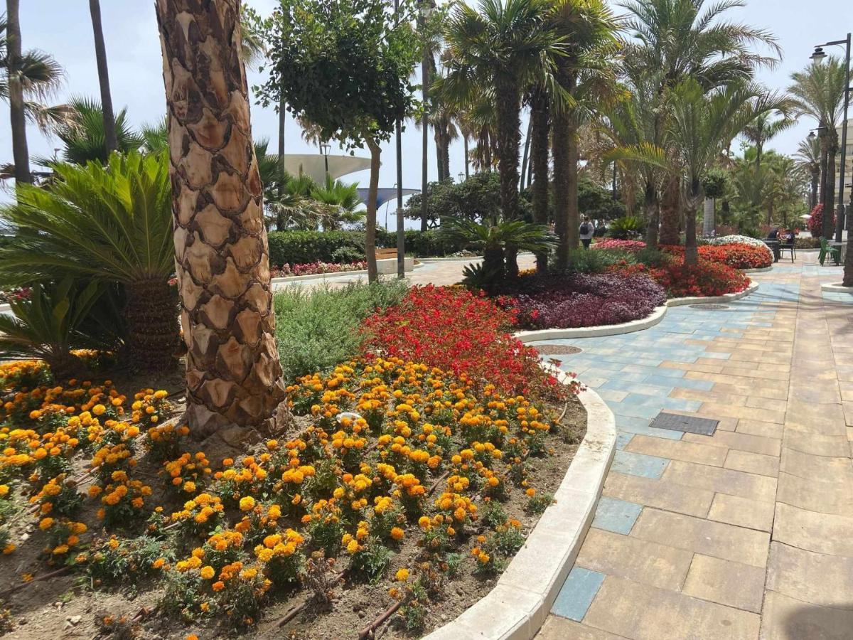 Victoria Home & Parking Estepona Zewnętrze zdjęcie