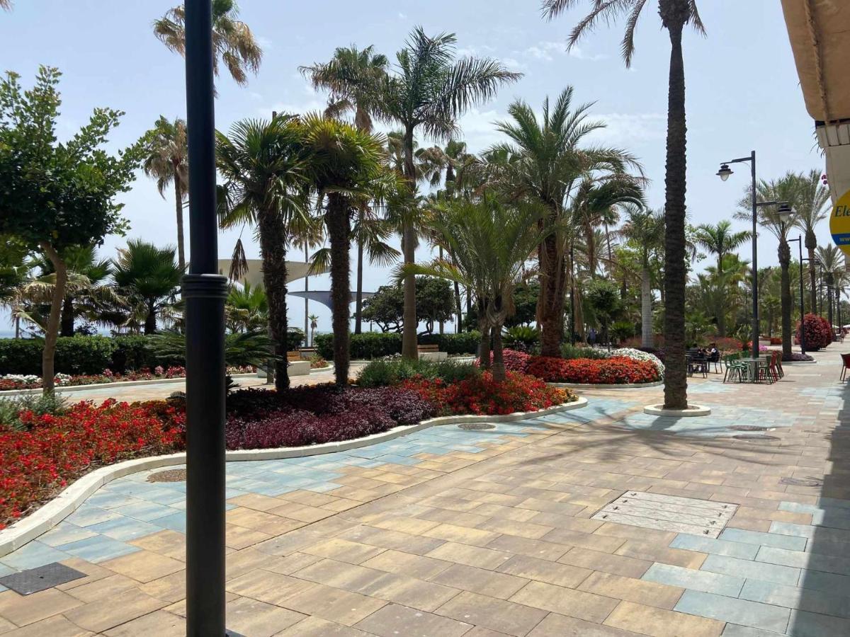Victoria Home & Parking Estepona Zewnętrze zdjęcie